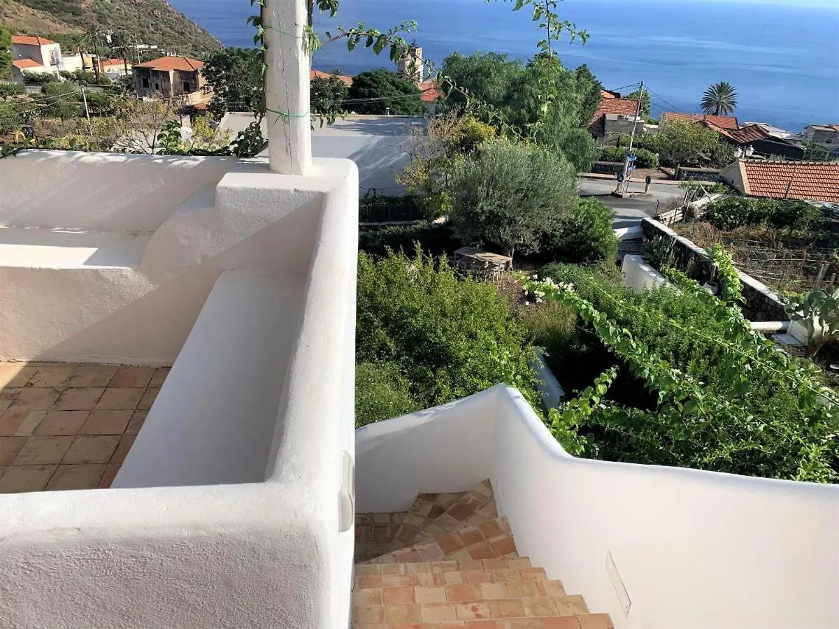 Villa Il Melograno Leni 0*,  Italy