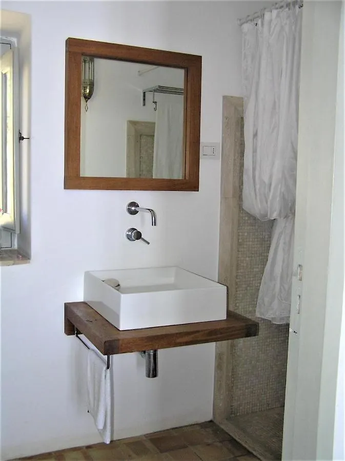 Holiday home Villa Il Melograno Leni Italy